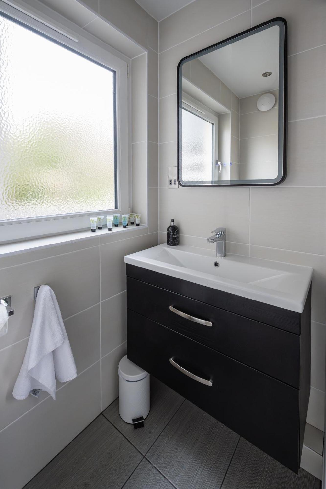 Quiet 2 Bedroom Gem In Stirling Bridge of Allan Buitenkant foto